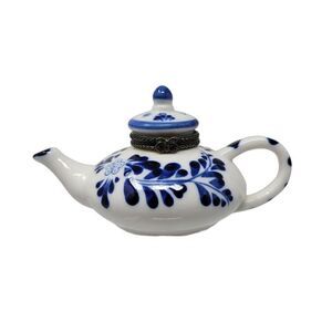 Vintage Miniature Porcelain Tea Pot White Blue Leaf Brass‎ Hinged Top Gift